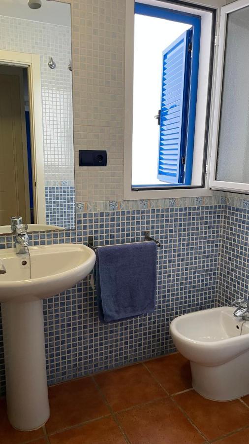 Apartamento De 3 Dormitorios A 60 M De La Playa En La Isleta, Cabo De Gata 라 이슬레타 델 모로 외부 사진